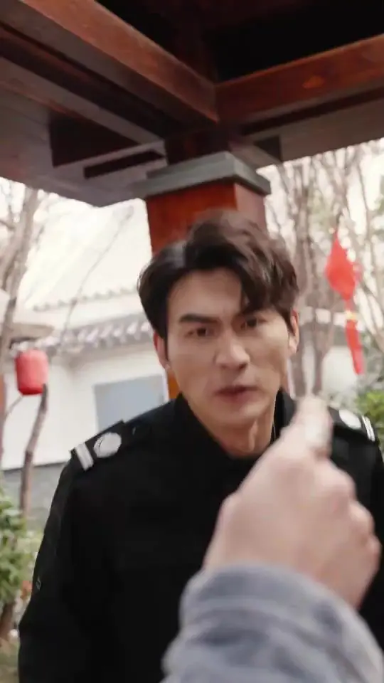 《都市烛龙王》：失忆男友成最大悬念？这“情感”大戏，我给导演跪了！